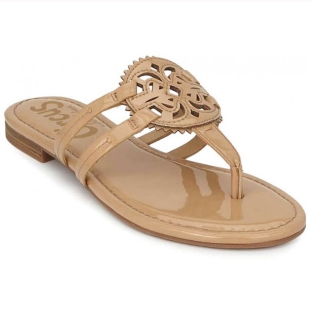 Circus by Sam Edelman Canyon Medallion Flat Sandals in Almond Patent